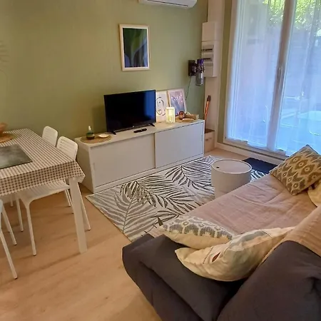 Appartement Plein Centre à 3 Mn à Pied De La