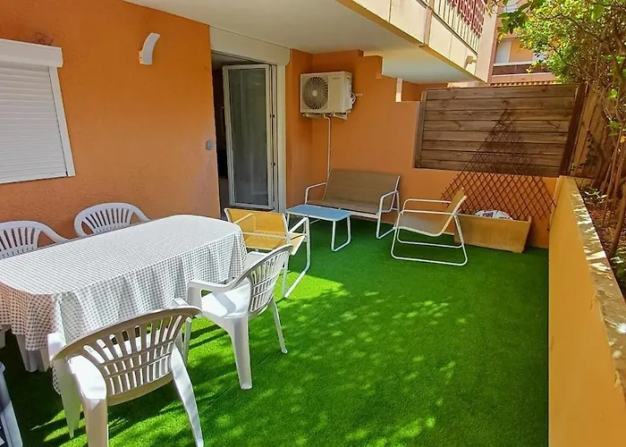 Plein Centre A 3 Mn A Pied De La * Sainte-Maxime